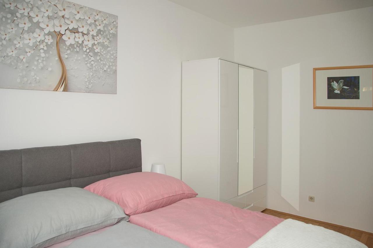 וינה Blue Lotus Apartment מראה חיצוני תמונה